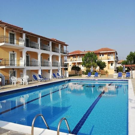 Village Inn Studios & Family Apartments Laganas Esterno foto