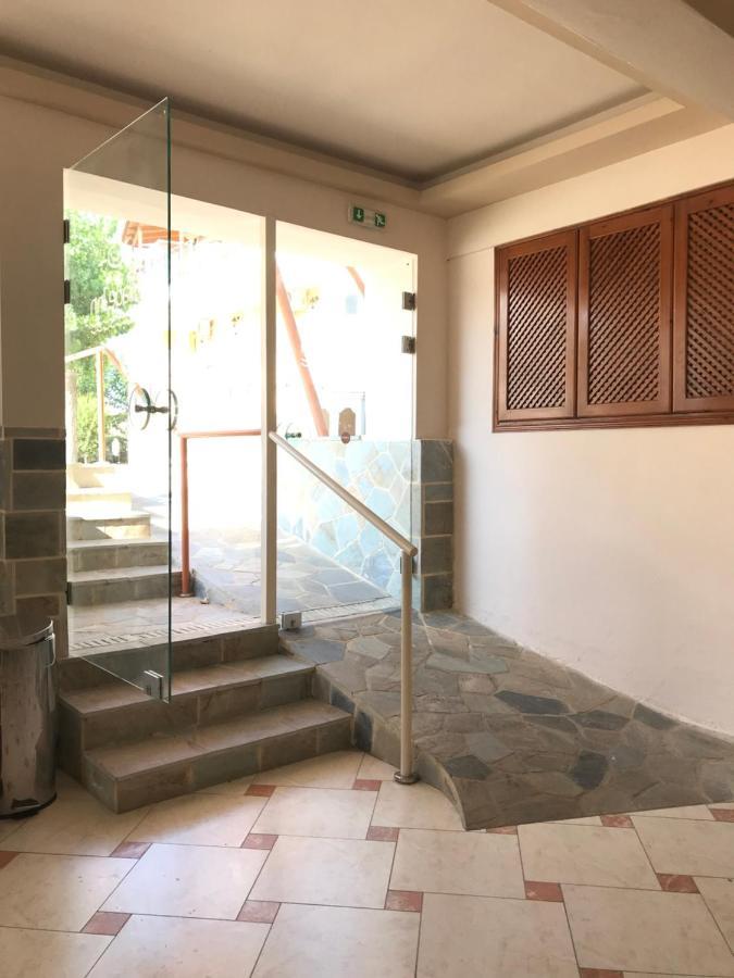 Village Inn Studios & Family Apartments Laganas Esterno foto