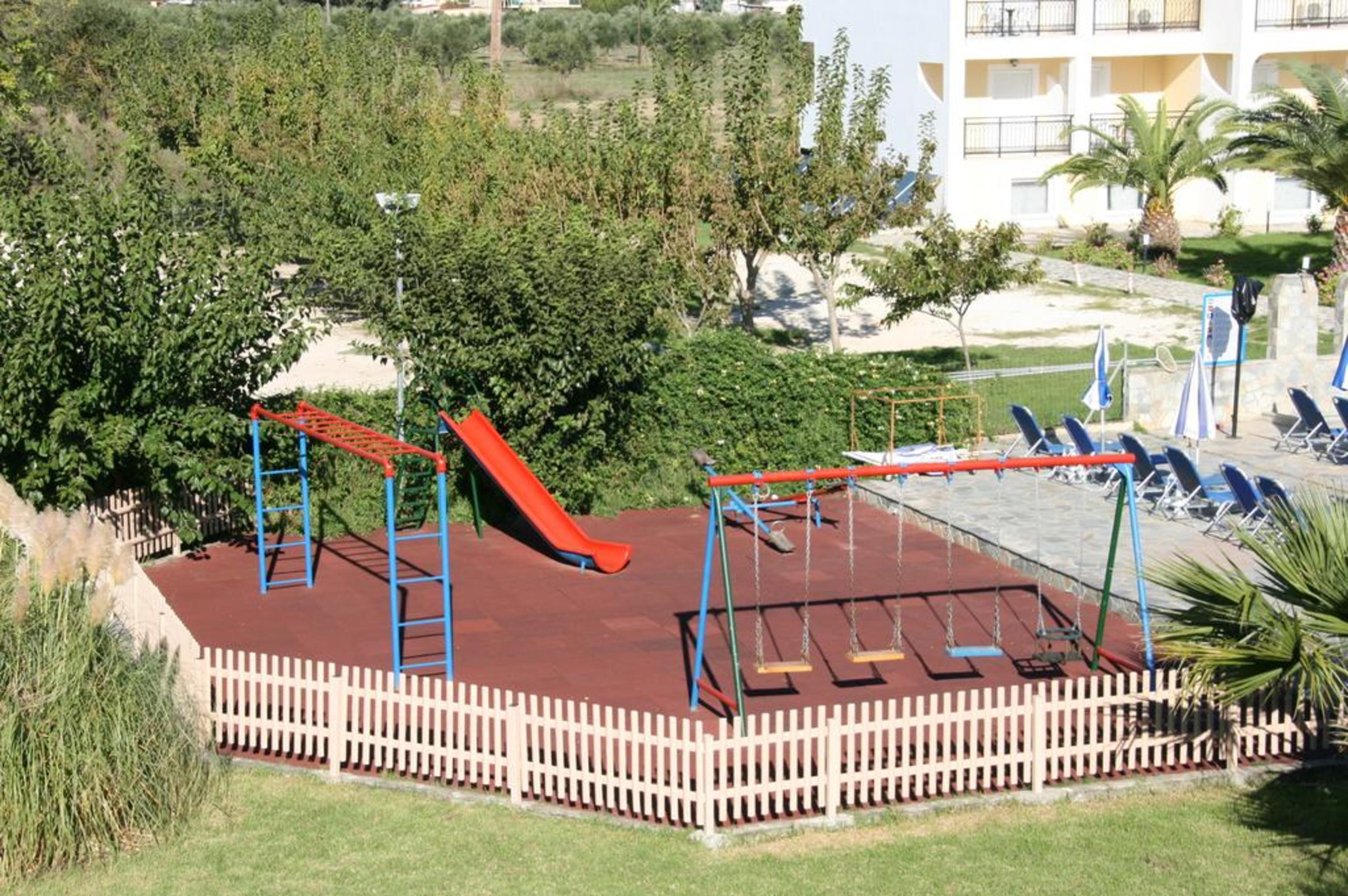 Village Inn Studios & Family Apartments Laganas Esterno foto
