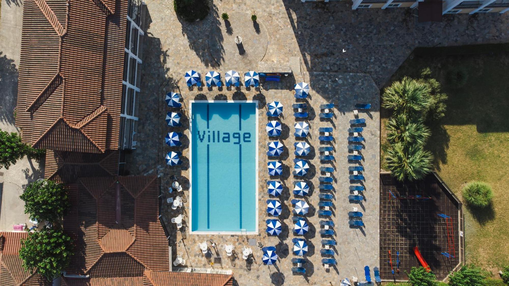 Village Inn Studios & Family Apartments Laganas Esterno foto