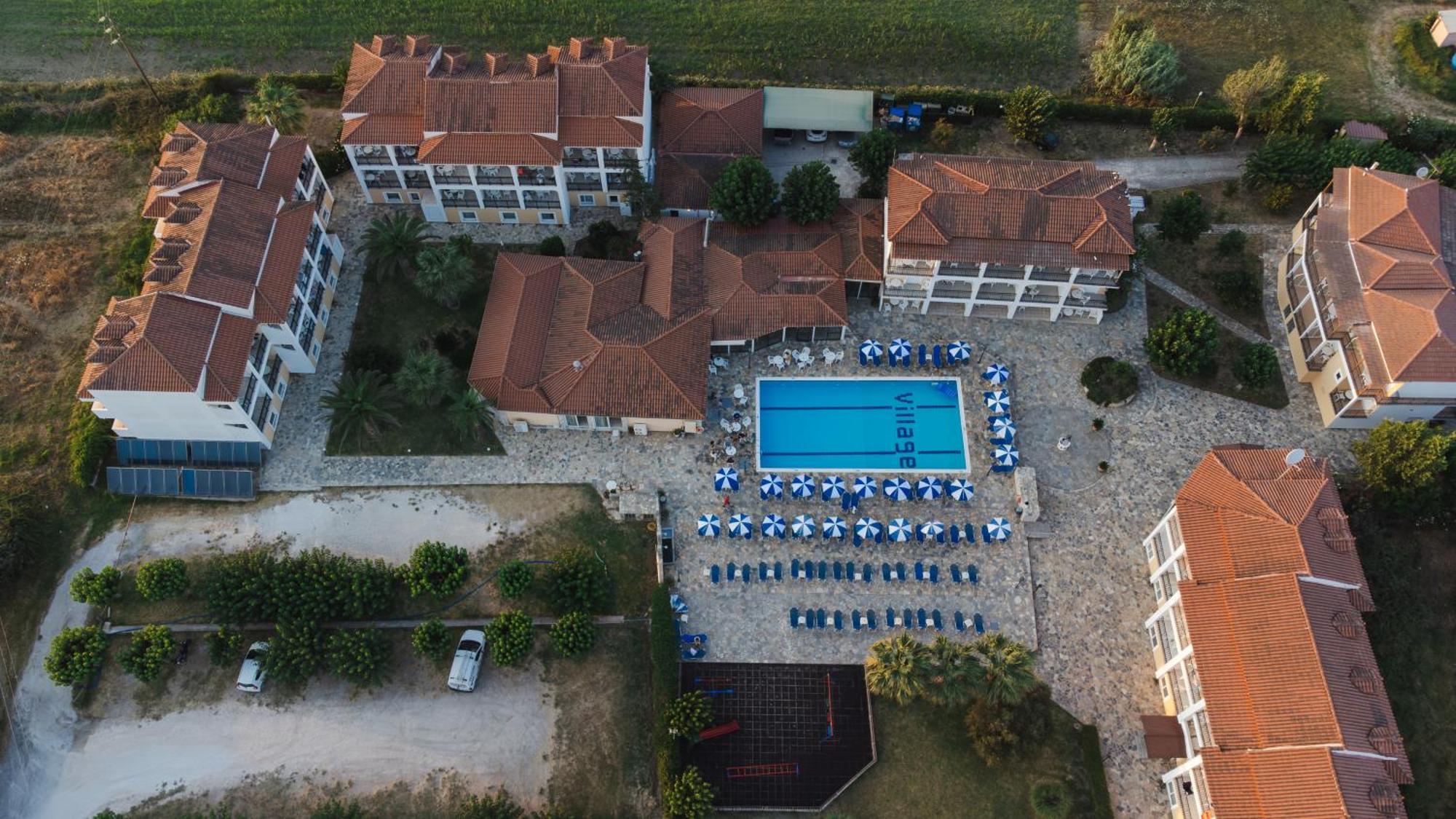 Village Inn Studios & Family Apartments Laganas Esterno foto