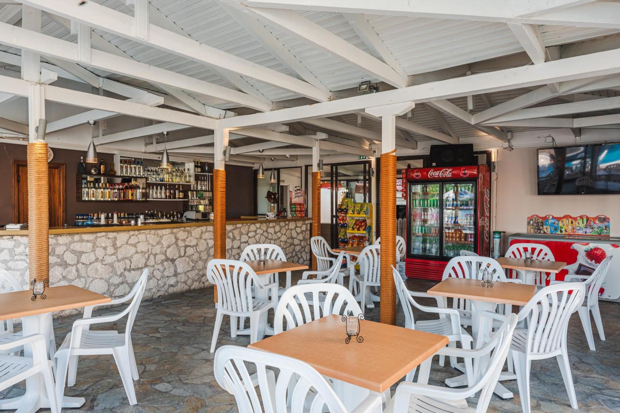 Village Inn Studios & Family Apartments Laganas Esterno foto