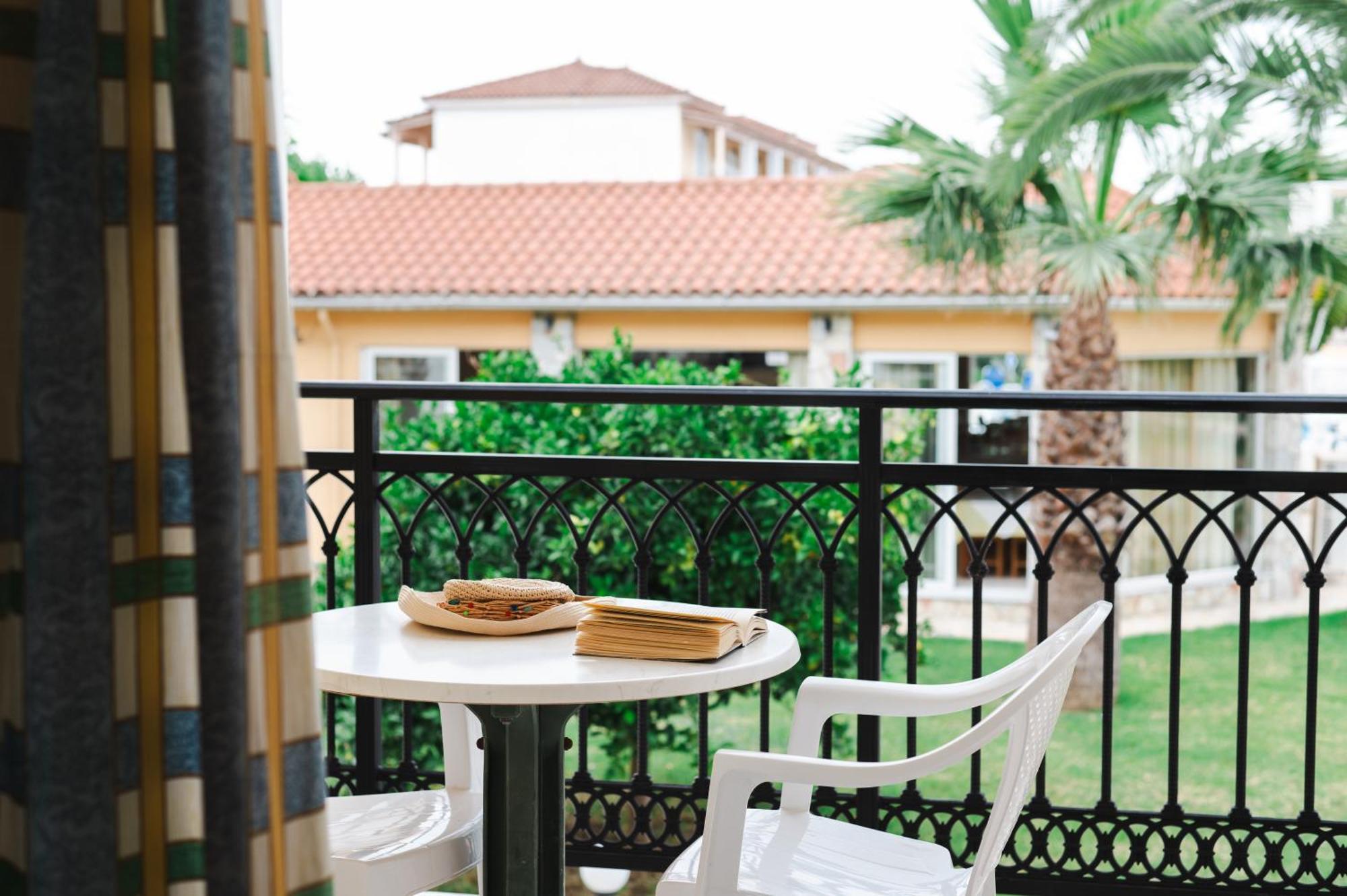 Village Inn Studios & Family Apartments Laganas Esterno foto
