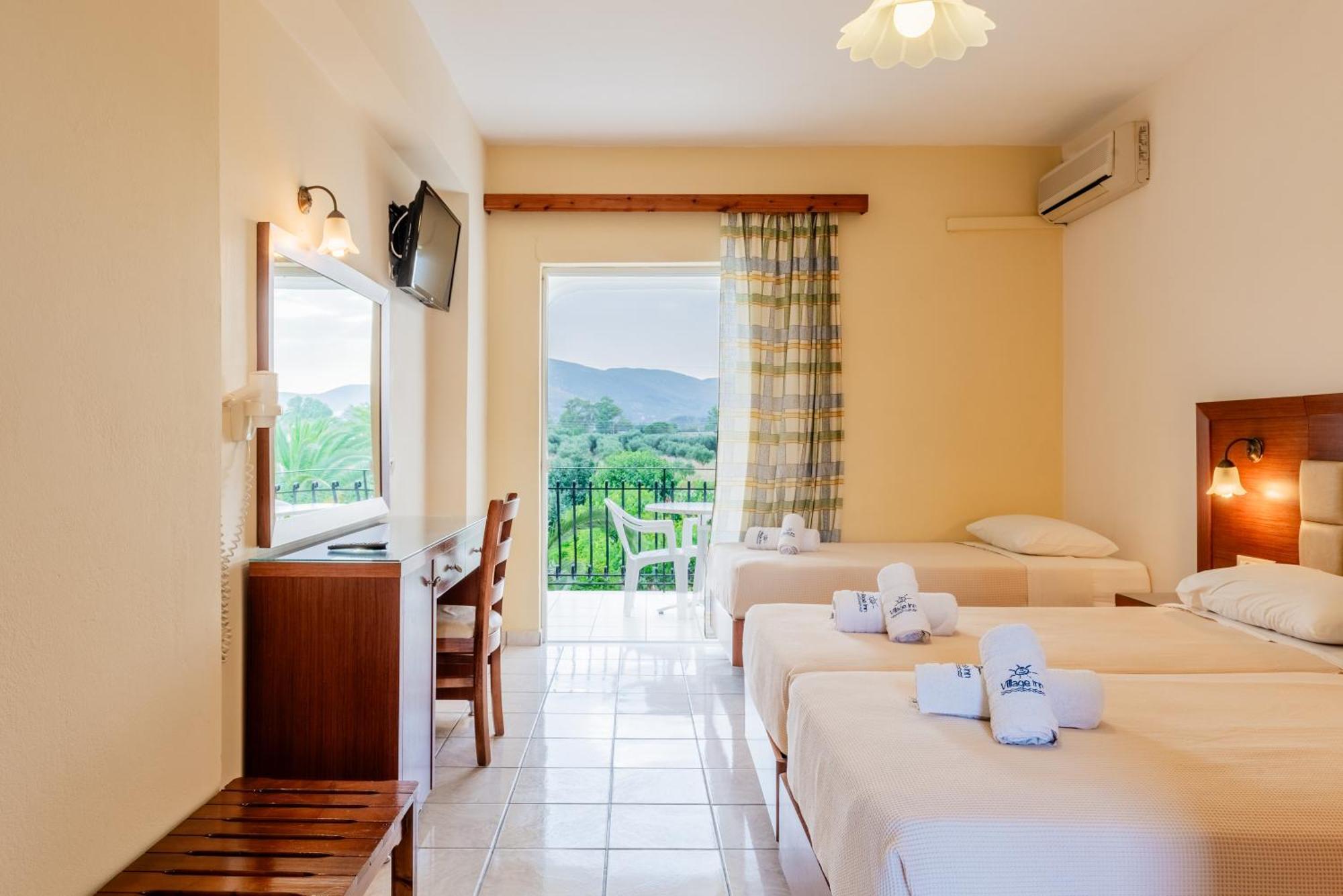 Village Inn Studios & Family Apartments Laganas Esterno foto