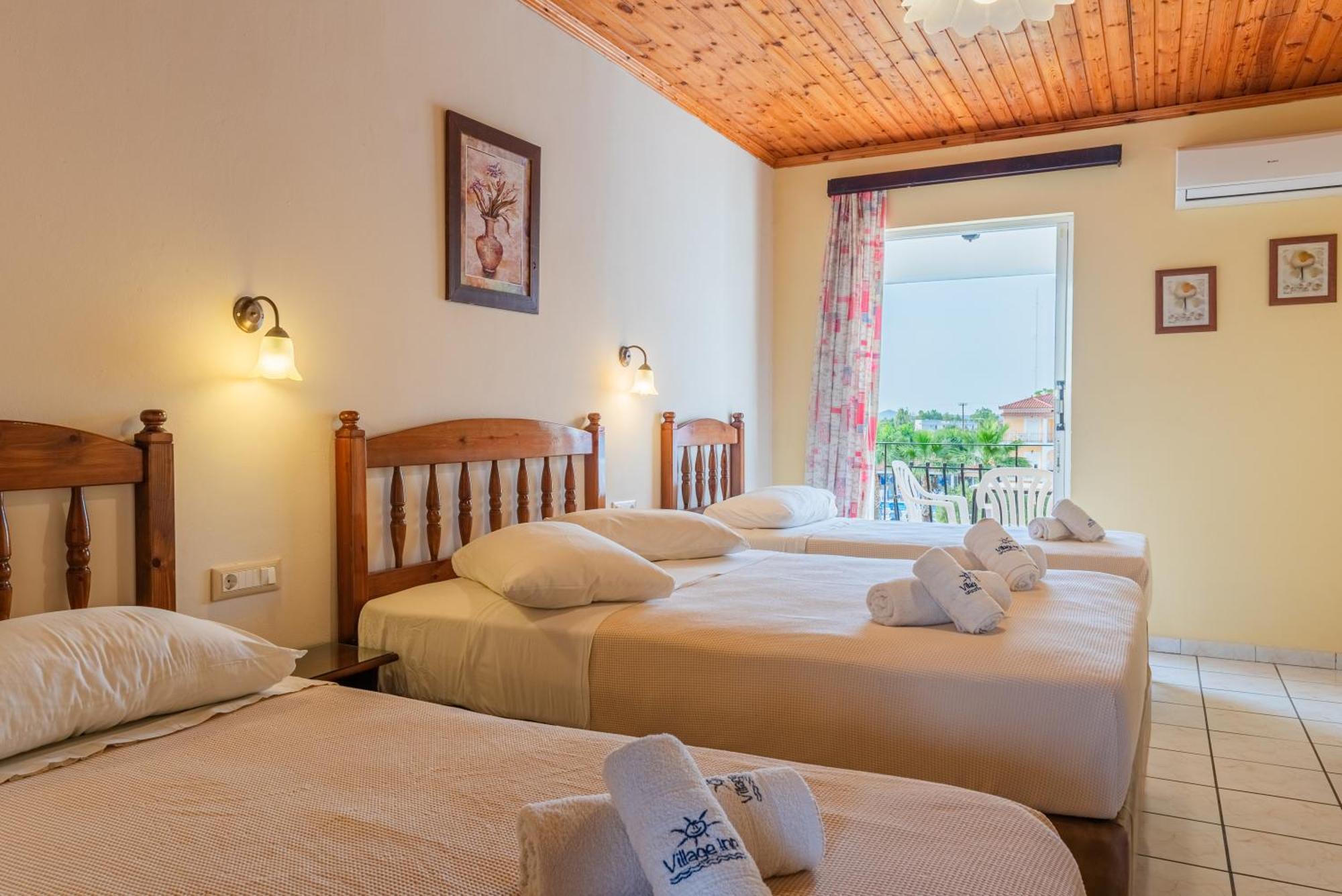 Village Inn Studios & Family Apartments Laganas Esterno foto